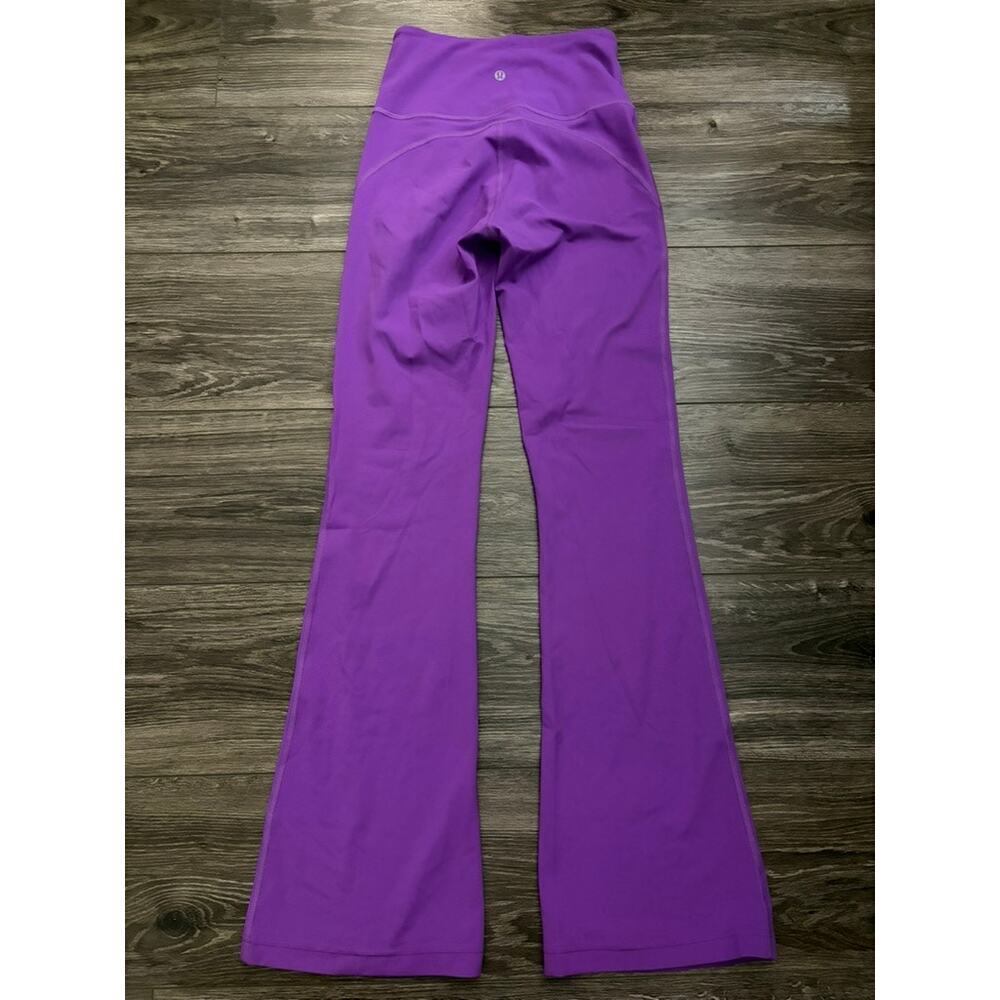 Lululemon Groove Super-High-Rise Flared Pant *Nulu Moonlit Magenta size 4 - Picture 6 of 9